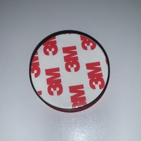 STARBUCKS sockets fits every size of cellphone - Picture 5 of 6